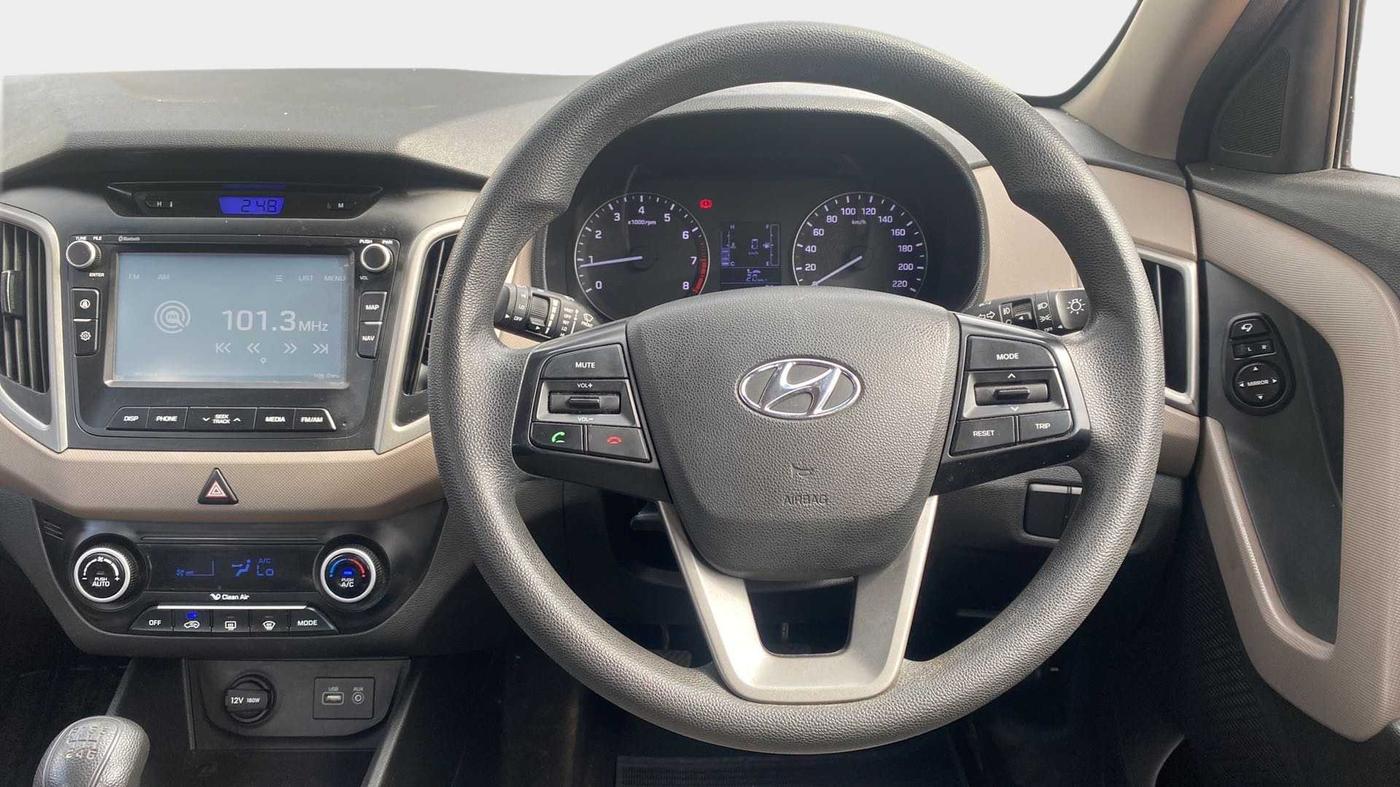 2016 Hyundai Creta SX PLUS 1.6 PETROL, Petrol, Manual, 63,674 km, Steering Wheel Close Up