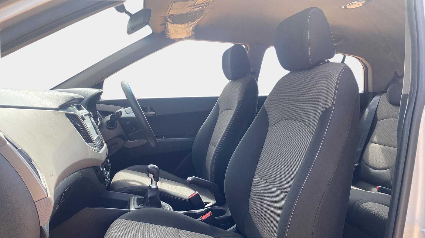 2016 Hyundai Creta SX PLUS 1.6 PETROL, Petrol, Manual, 63,674 km, Right Side Front Door Cabin