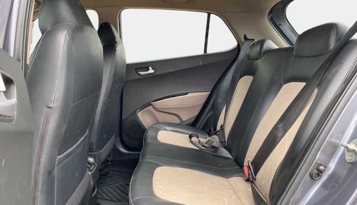 2018 Hyundai Grand i10 SPORTZ 1.2 KAPPA VTVT, Petrol, Manual, 23,709 km, Right Side Rear Door Cabin