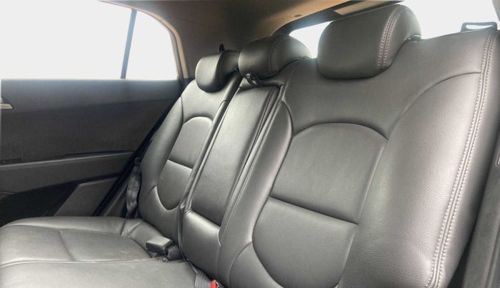2017 Hyundai Creta SX PLUS AT 1.6 PETROL, Petrol, Automatic, 98,542 km, Right Side Rear Door Cabin