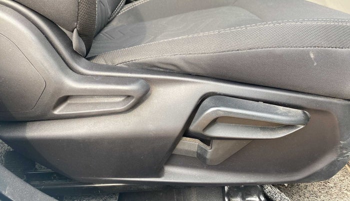 2023 Tata NEXON XZA PLUS PETROL, Petrol, Automatic, 27,320 km, Driver Side Adjustment Panel