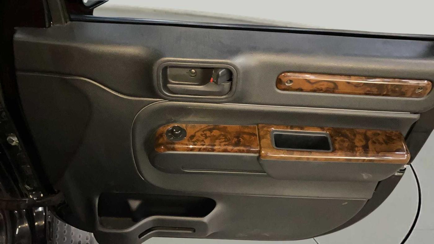 2022 Mahindra Thar LX PETROL HT 4WD AT, Petrol, Automatic, 32,450 km, Driver Side Door Panels Control