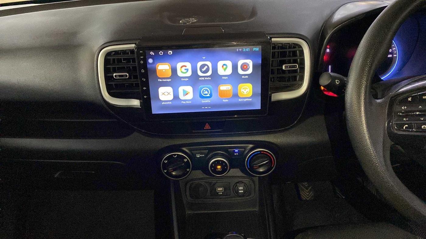 2020 Hyundai VENUE S 1.2, Petrol, Manual, 32,656 km, Air Conditioner