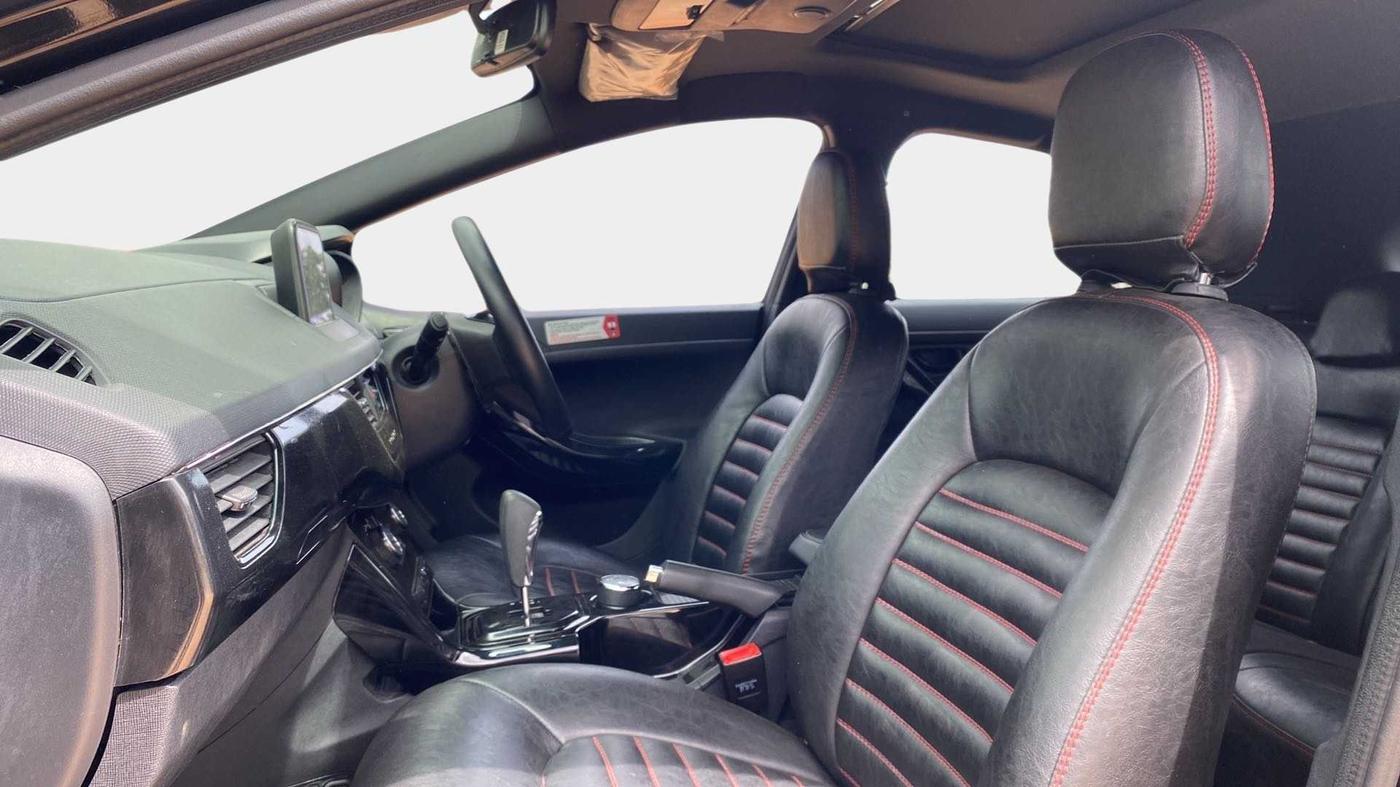 2021 Tata NEXON XZA PLUS (O) PETROL DARK EDITION, Petrol, Automatic, 28,606 km, Right Side Front Door Cabin