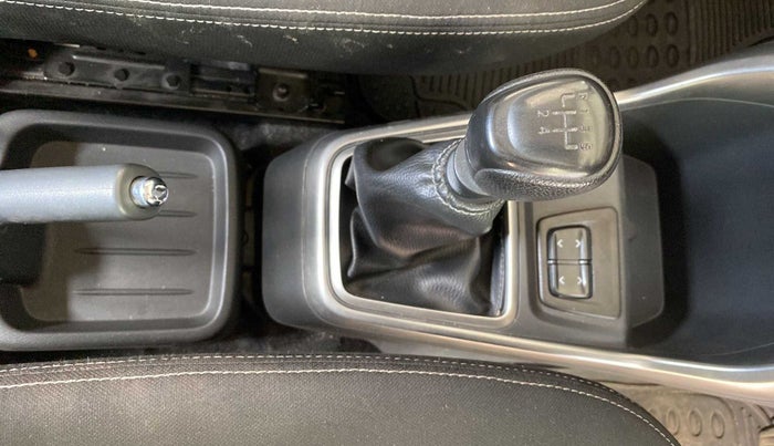 2020 Datsun Redi Go T(O) 1.0, Petrol, Manual, 17,182 km, Gear Lever