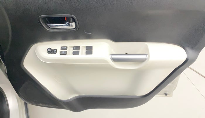 2023 Maruti IGNIS ZETA 1.2, Petrol, Manual, 10,079 km, Driver Side Door Panels Control