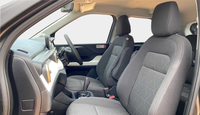 2023 Tata PUNCH ACCOMPLISHED DAZZLE PACK AMT, Petrol, Automatic, 1,799 km, Right Side Front Door Cabin
