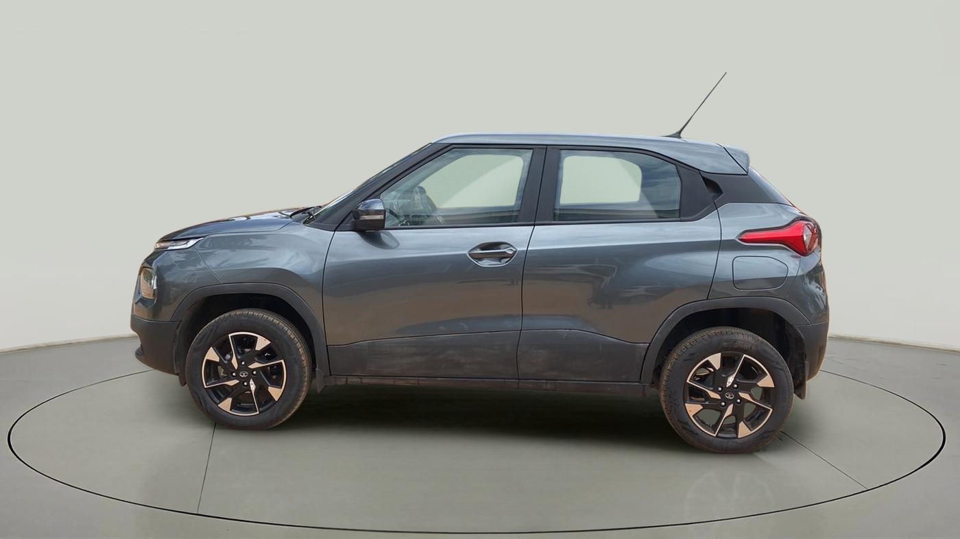 2023 Tata PUNCH ACCOMPLISHED DAZZLE PACK AMT, Petrol, Automatic, 1,799 km, Left Side