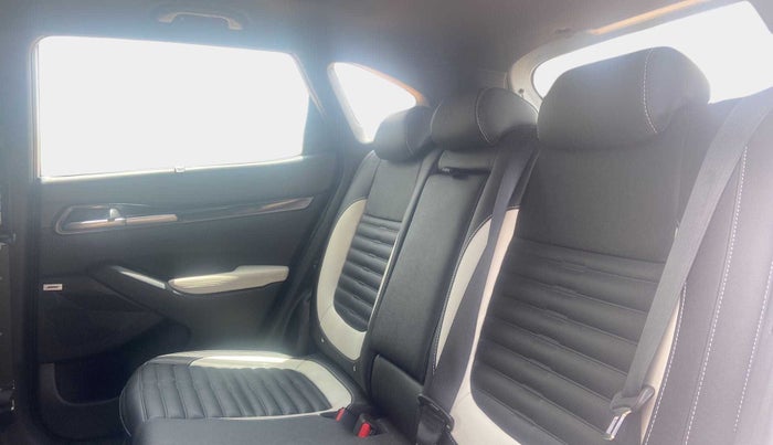 2023 KIA SELTOS 1.5 GTX+ TURBO GDI PETROL DCT, Petrol, Automatic, 4,346 km, Right Side Rear Door Cabin