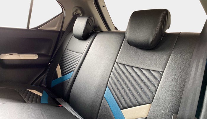 2017 Maruti IGNIS ZETA 1.2 AMT, Petrol, Automatic, 30,239 km, Right Side Rear Door Cabin