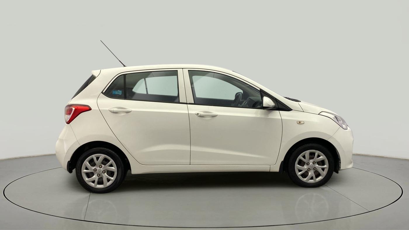 2018 Hyundai Grand i10 MAGNA 1.2 KAPPA VTVT, Petrol, Manual, 68,184 km, Right Side View