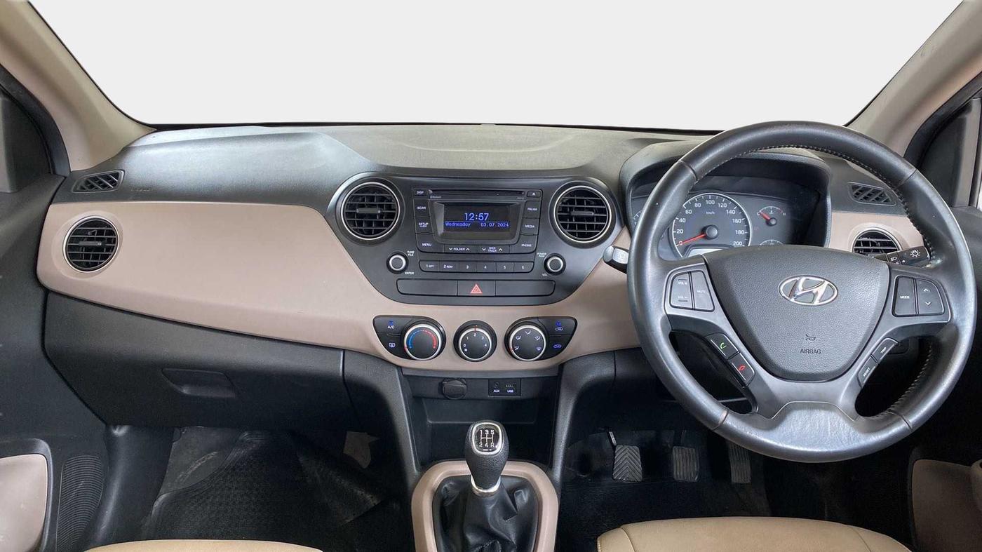 2015 Hyundai Grand i10 ASTA 1.2 KAPPA VTVT, Petrol, Manual, 77,723 km, Dashboard