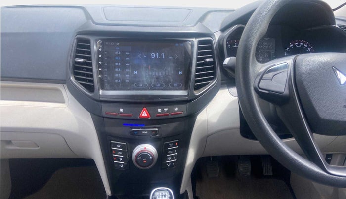 2023 Mahindra XUV300 W4 1.2 PETROL, Petrol, Manual, 6,978 km, Air Conditioner