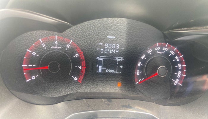 2023 Mahindra XUV300 W4 1.2 PETROL, Petrol, Manual, 6,978 km, Odometer Image