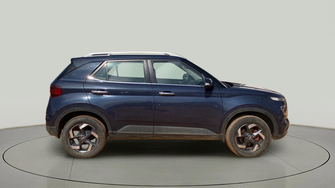 2019 Hyundai VENUE SX 1.0 (O) TURBO, Petrol, Manual, 34,996 km, Right Side View