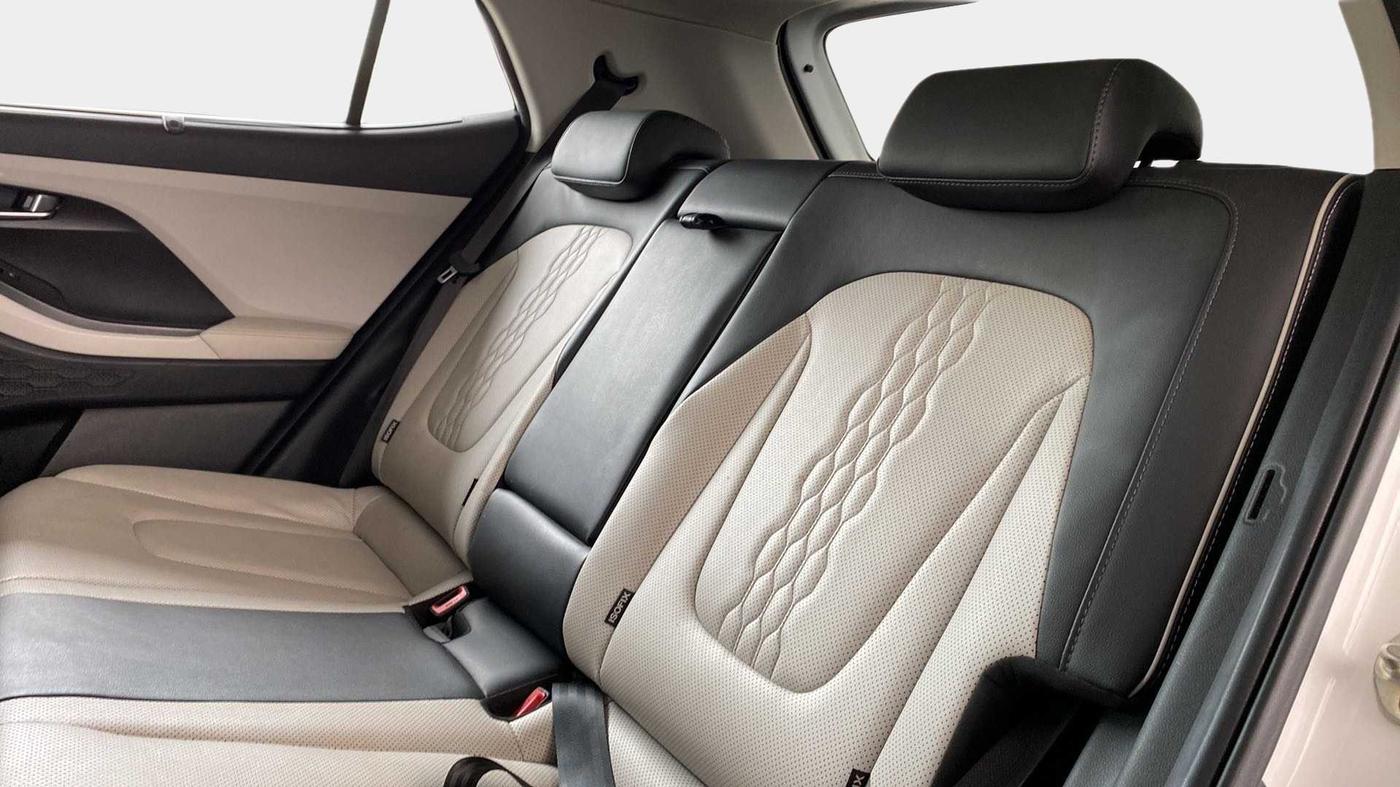 2022 Hyundai Creta SX (O) 1.5 DIESEL, Diesel, Manual, 33,392 km, Right Side Rear Door Cabin