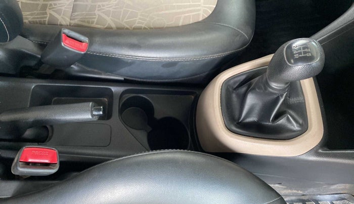 2015 Hyundai Grand i10 MAGNA 1.2 KAPPA VTVT, Petrol, Manual, 24,853 km, Gear Lever