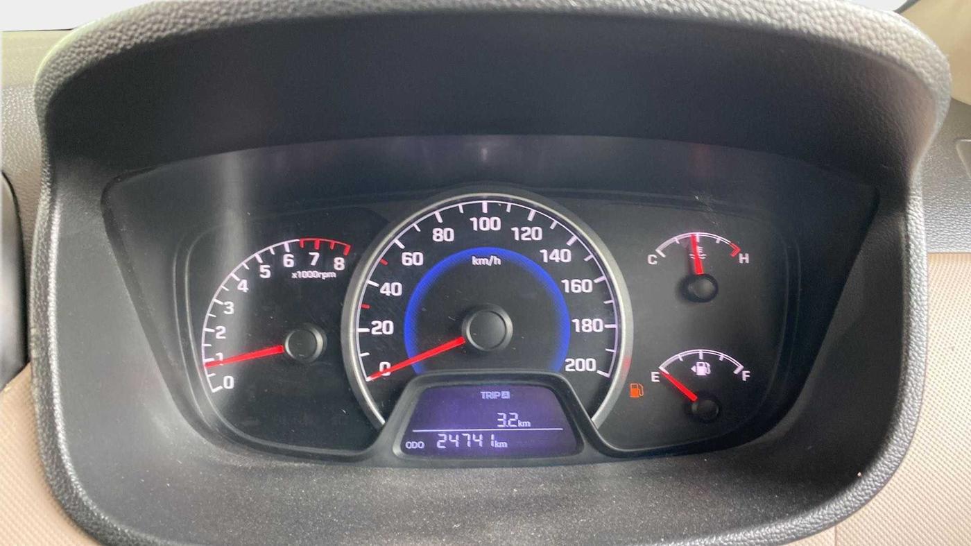 2015 Hyundai Grand i10 MAGNA 1.2 KAPPA VTVT, Petrol, Manual, 24,853 km, Odometer Image