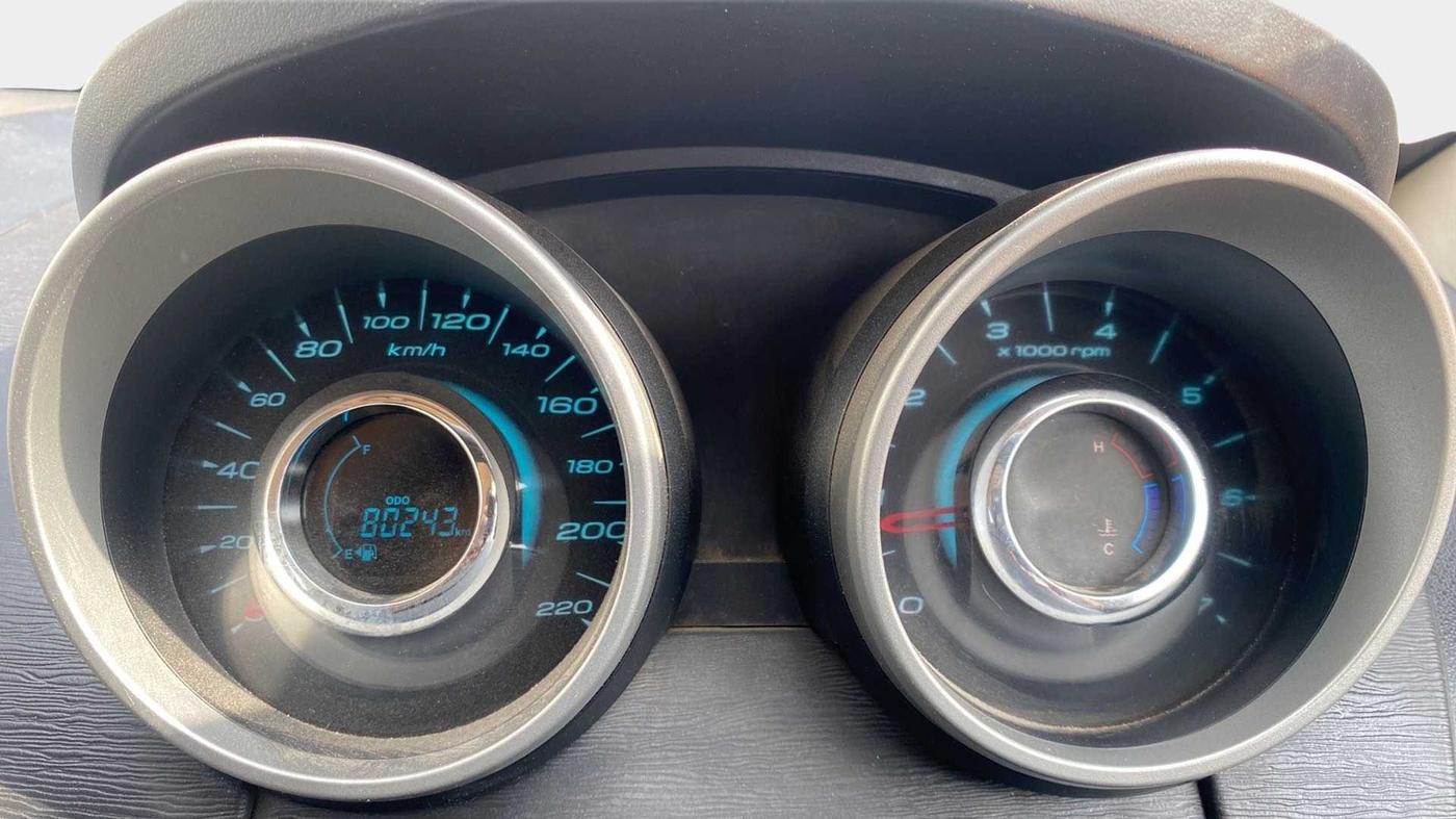 2018 Mahindra XUV500 W6, Diesel, Manual, 80,661 km, Odometer Image