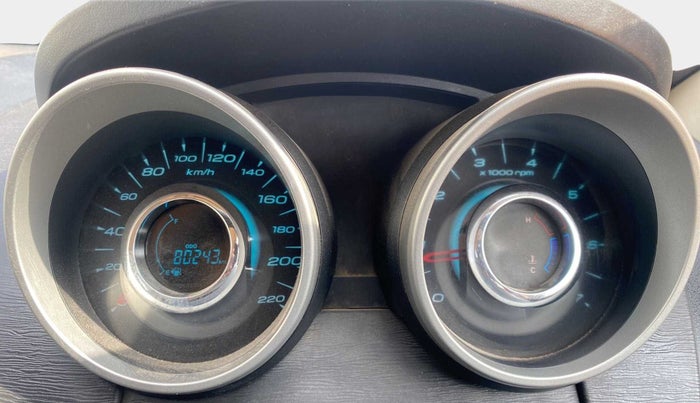 2018 Mahindra XUV500 W6, Diesel, Manual, 80,661 km, Odometer Image