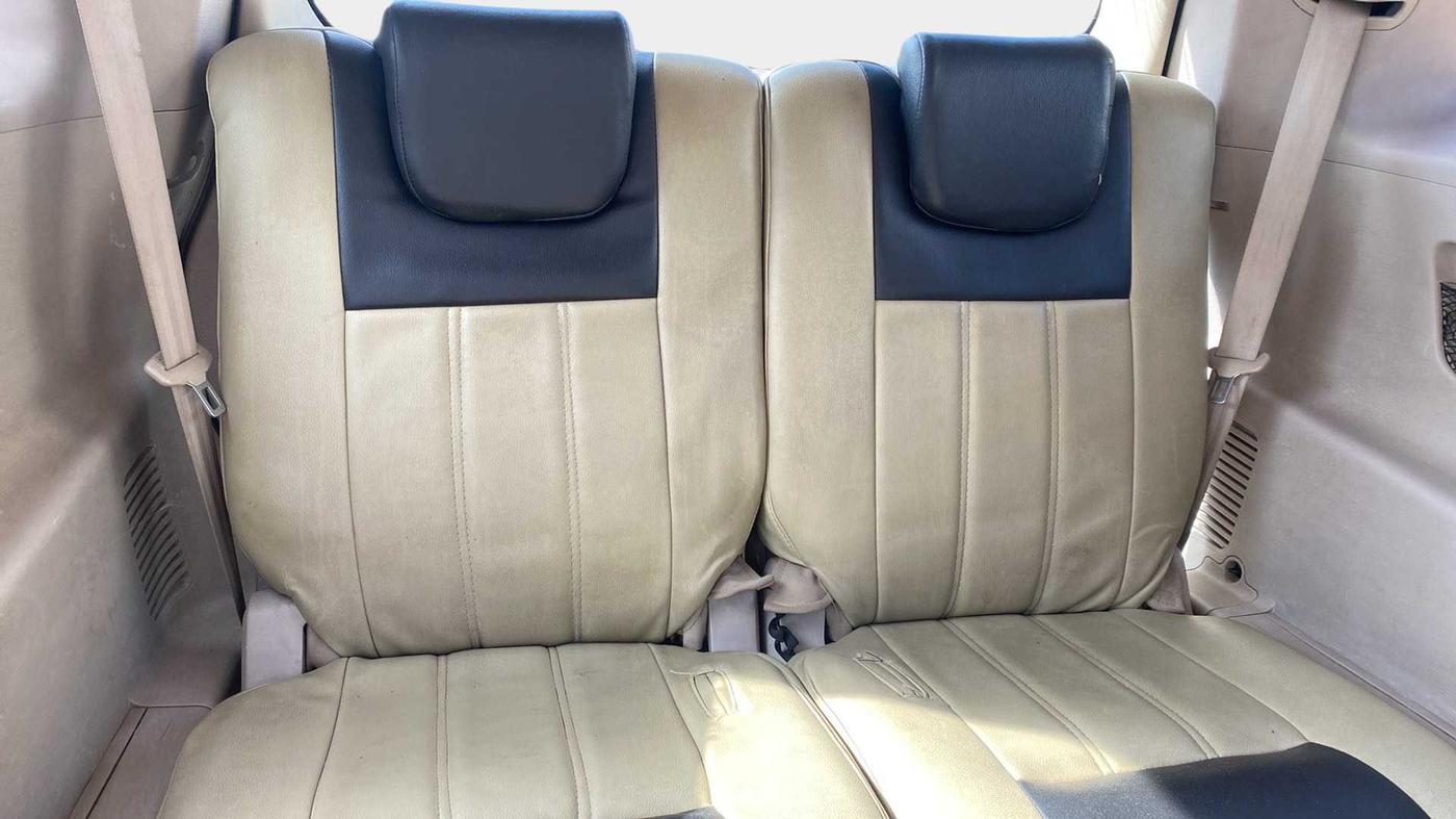 2018 Mahindra XUV500 W6, Diesel, Manual, 80,661 km, Third Seat Row ( optional )