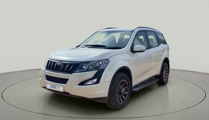 2018 Mahindra XUV500 W6, Diesel, Manual, 80,661 km, Left Front Diagonal