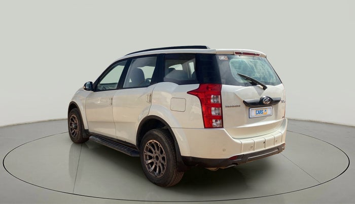 2018 Mahindra XUV500 W6, Diesel, Manual, 80,661 km, Left Back Diagonal