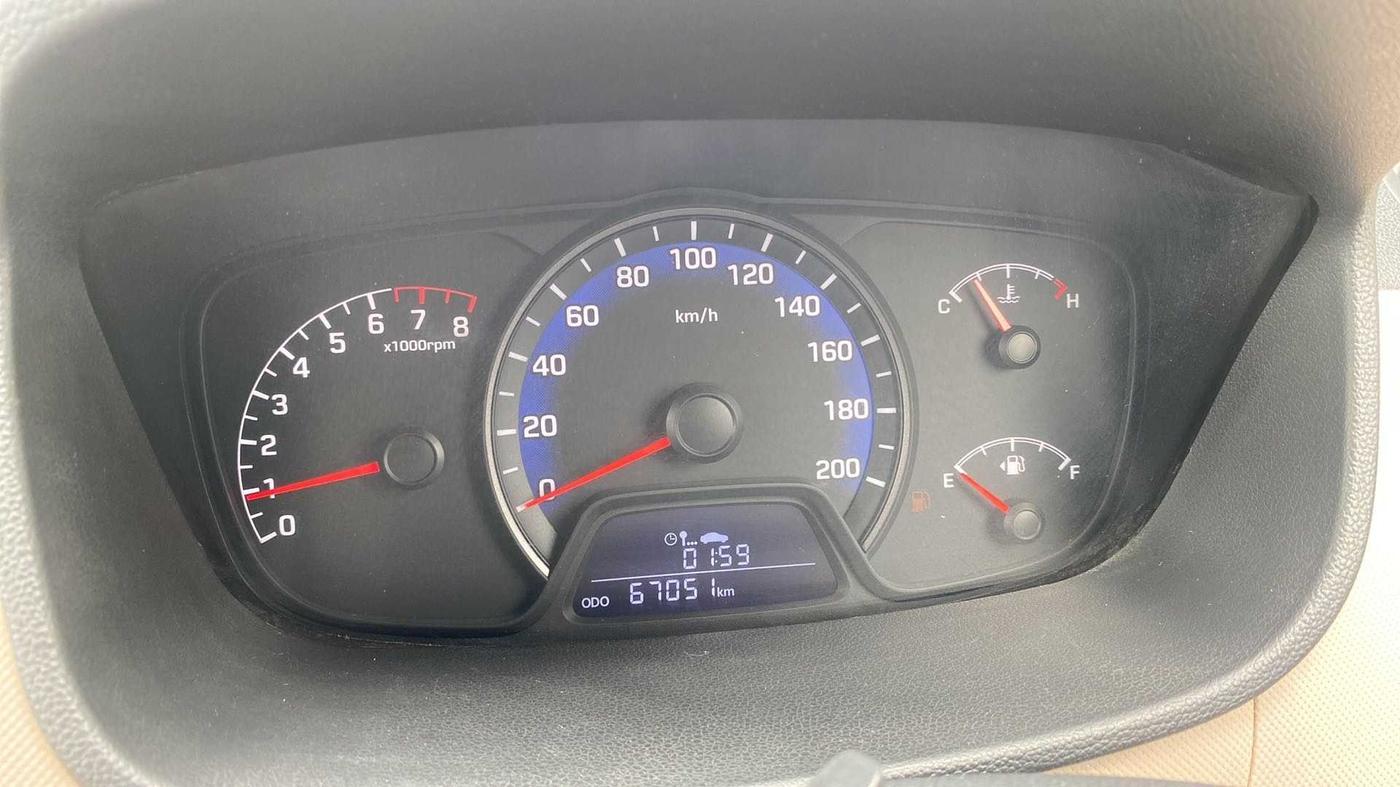 2014 Hyundai Xcent S (O) 1.2, Petrol, Manual, 67,042 km, Odometer Image