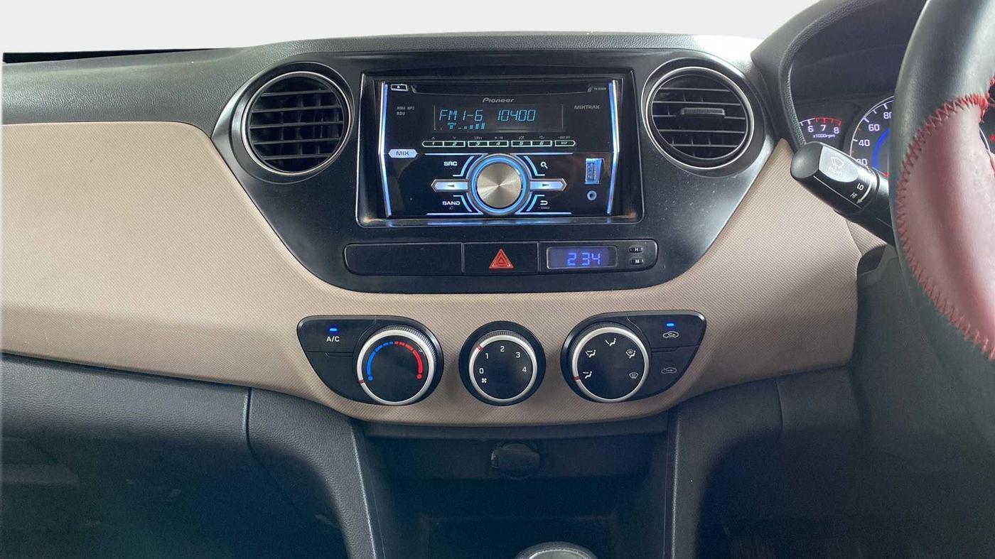 2015 Hyundai Grand i10 MAGNA 1.2 KAPPA VTVT, Petrol, Manual, 62,336 km, Air Conditioner