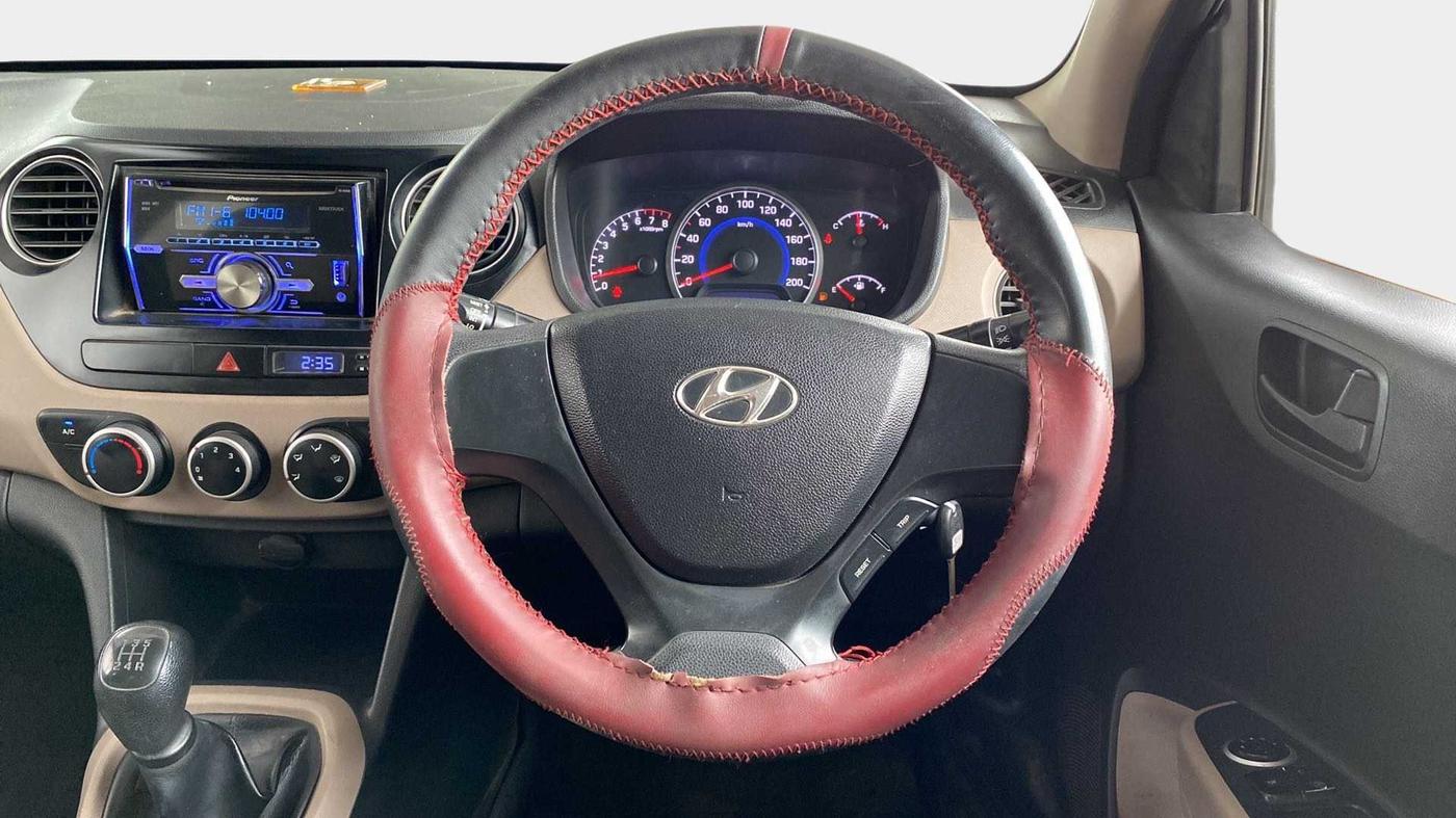 2015 Hyundai Grand i10 MAGNA 1.2 KAPPA VTVT, Petrol, Manual, 62,336 km, Steering Wheel Close Up