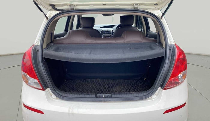 2012 Hyundai i20 MAGNA 1.2, Petrol, Manual, 29,552 km, Boot Inside