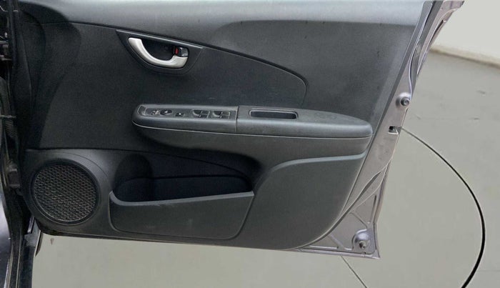 2017 Honda BR-V 1.5L I-VTEC S, Petrol, Manual, 61,921 km, Driver Side Door Panels Control