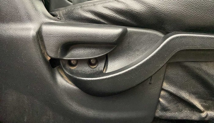 2017 Honda BR-V 1.5L I-VTEC S, Petrol, Manual, 61,921 km, Driver Side Adjustment Panel