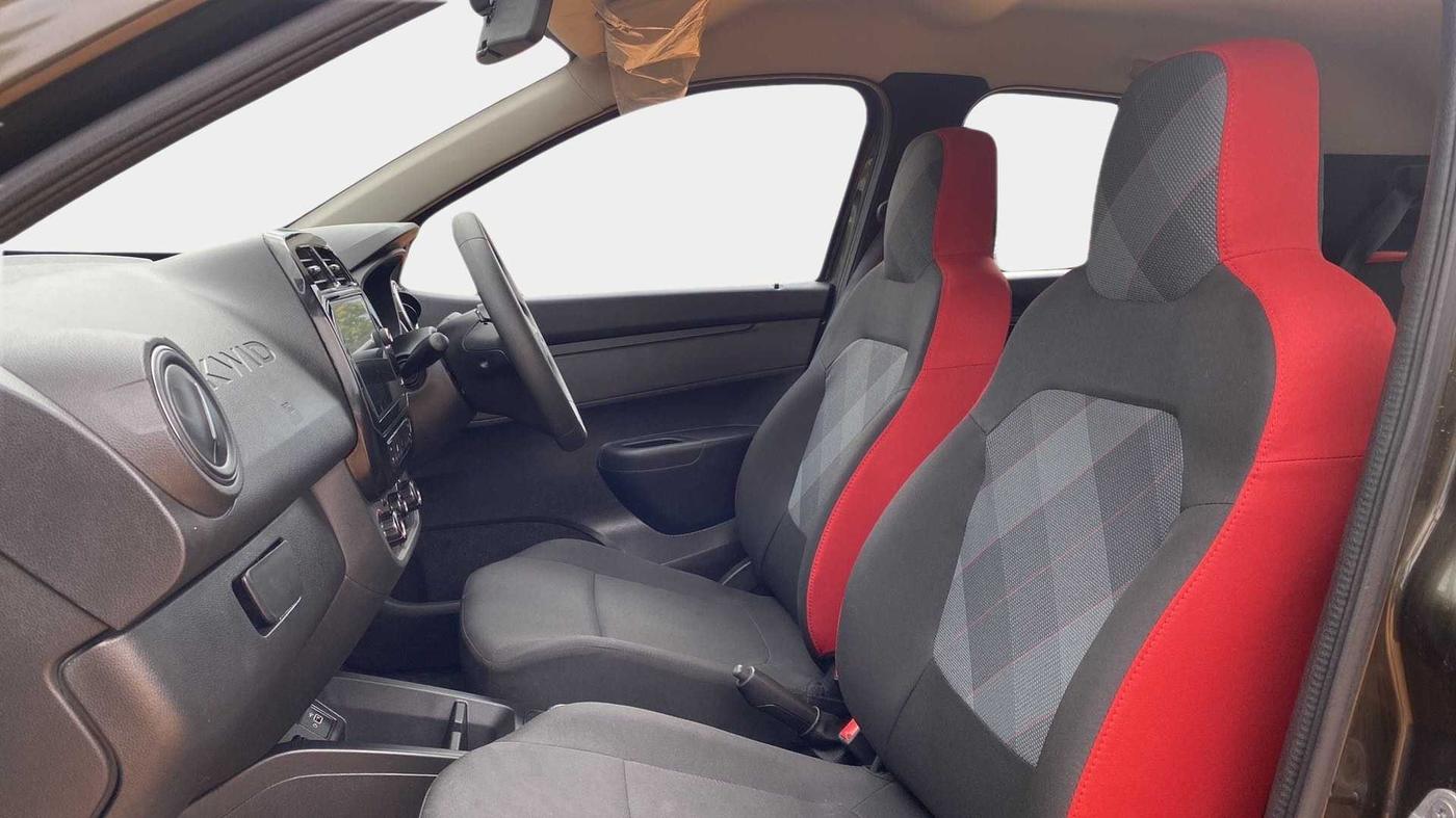 2023 Renault Kwid RXT 1.0 AMT, Petrol, Automatic, 1,449 km, Right Side Front Door Cabin