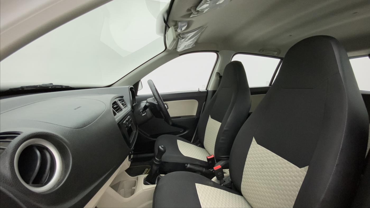 2022 Maruti Alto LXI O, Petrol, Manual, 4,385 km, Right Side Front Door Cabin