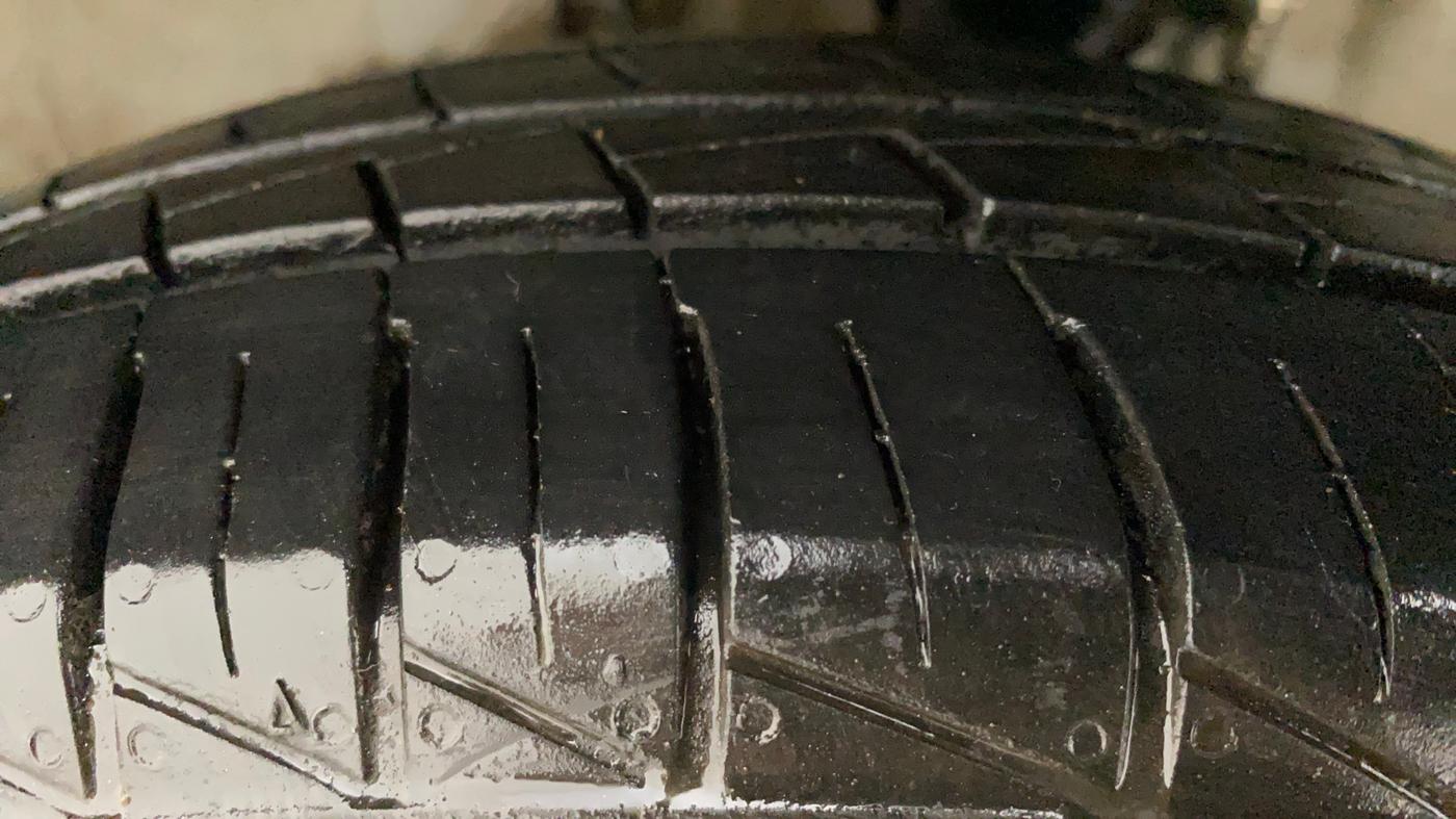2022 Maruti Alto LXI O, Petrol, Manual, 4,385 km, Left Front Tyre Tread