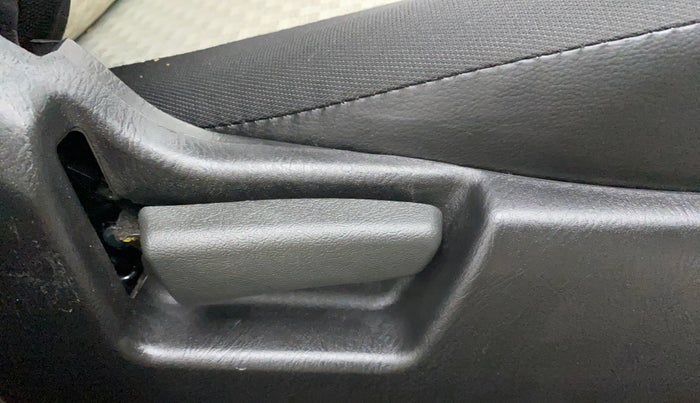 2022 Maruti Alto LXI O, Petrol, Manual, 4,385 km, Driver Side Adjustment Panel