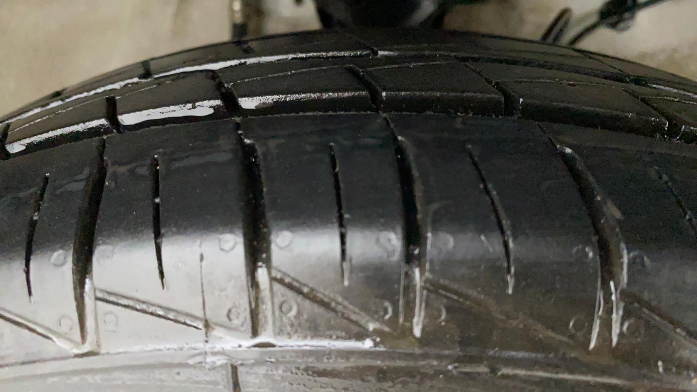 2022 Maruti Alto LXI O, Petrol, Manual, 4,385 km, Right Front Tyre Tread