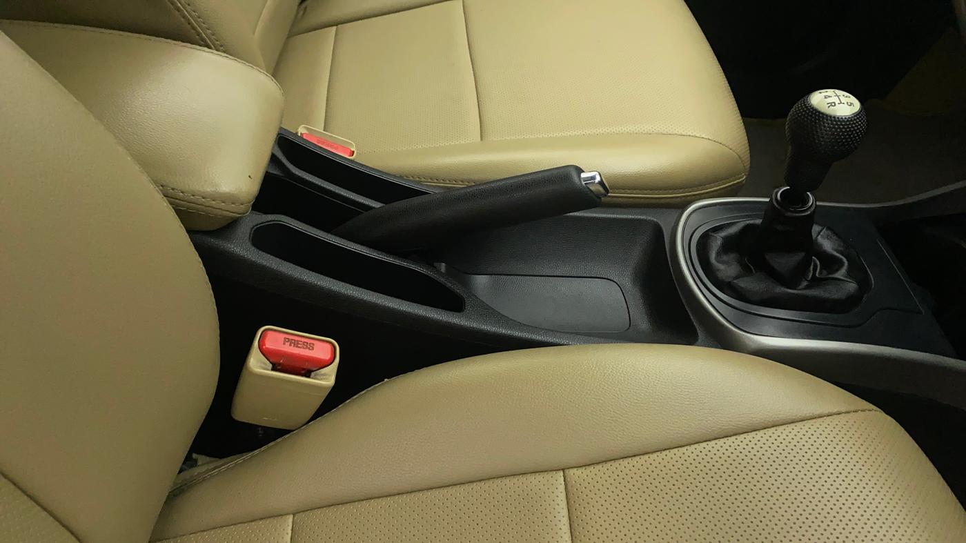 2018 Honda City 1.5L I-VTEC V MT, Petrol, Manual, 79,861 km, Gear Lever