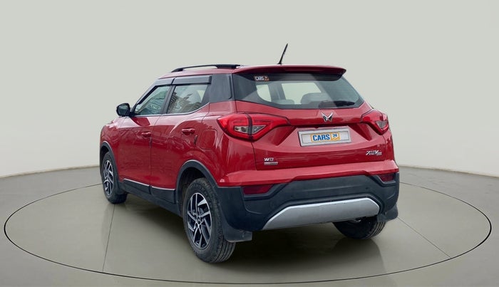 2023 Mahindra XUV300 W8 (O) 1.2 PETROL AMT, Petrol, Automatic, 13,177 km, Left Back Diagonal