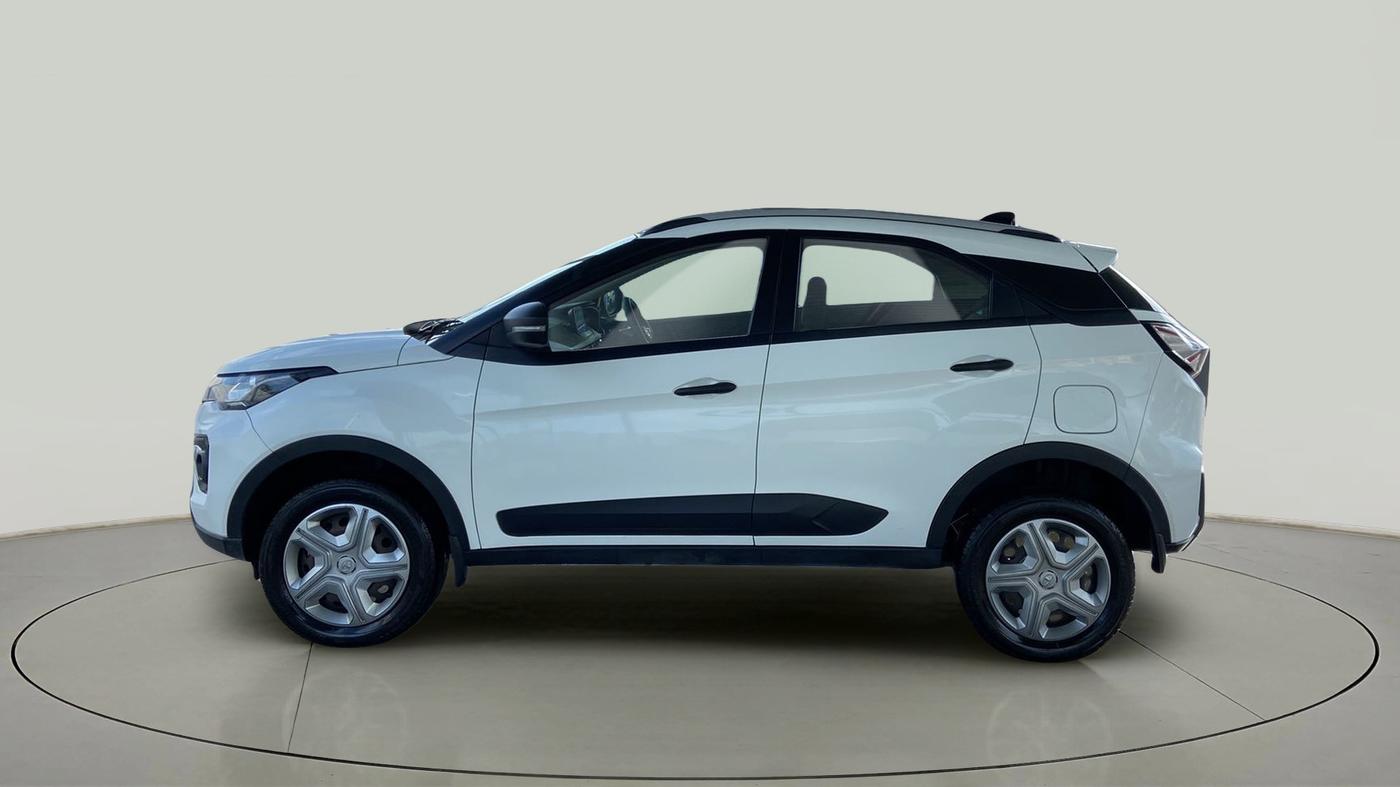 2022 Tata NEXON XM PLUS SUNROOF PETROL, Petrol, Manual, 43,237 km, Left Side