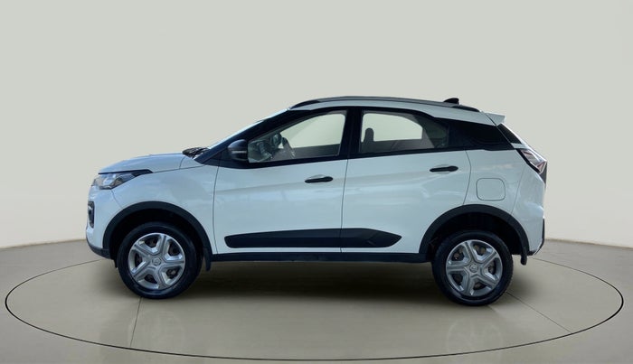 2022 Tata NEXON XM PLUS SUNROOF PETROL, Petrol, Manual, 43,237 km, Left Side