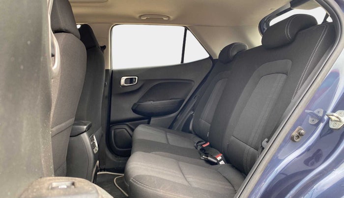 2020 Hyundai VENUE SX 1.0 TURBO IMT, Petrol, Manual, 44,266 km, Right Side Rear Door Cabin