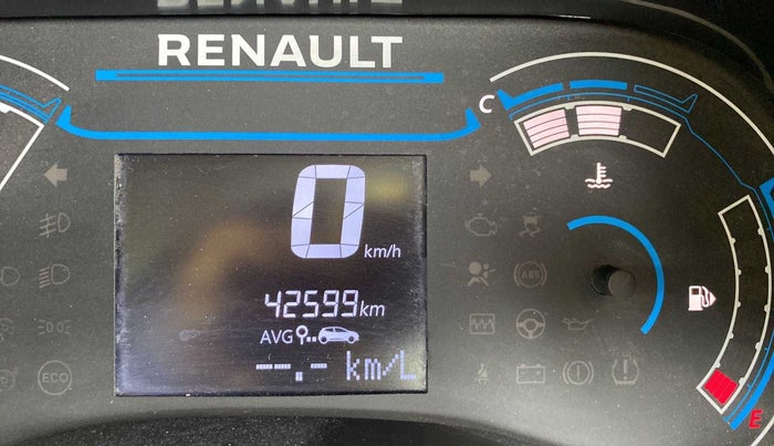 2021 Renault TRIBER RXT, Petrol, Manual, 42,589 km, Odometer Image