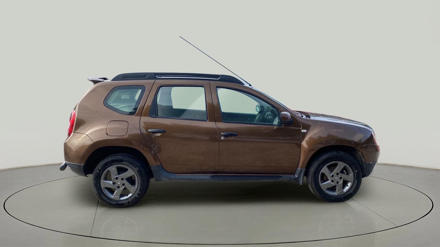2015 Renault Duster 85 PS RXL DIESEL, Diesel, Manual, 82,453 km, Right Side