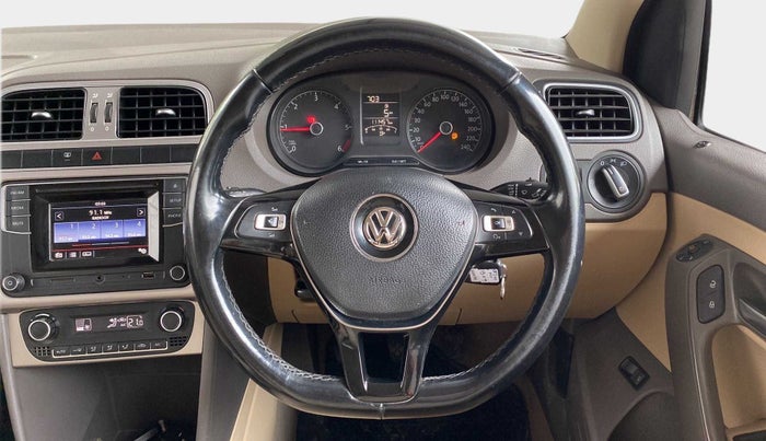 2017 Volkswagen Vento HIGHLINE DIESEL 1.5, Diesel, Manual, 1,11,447 km, Steering Wheel Close Up