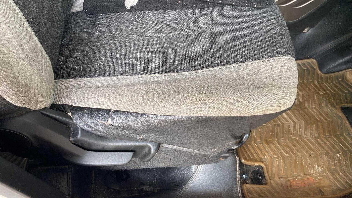 2018 Maruti IGNIS DELTA 1.2, CNG, Manual, 1,20,953 km, Driver Side Adjustment Panel