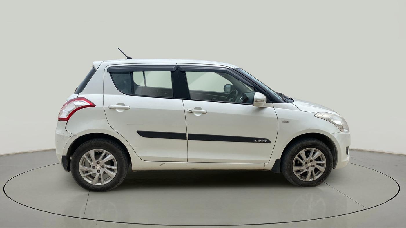 2013 Maruti Swift ZDI, Diesel, Manual, 1,02,255 km, Right Side View