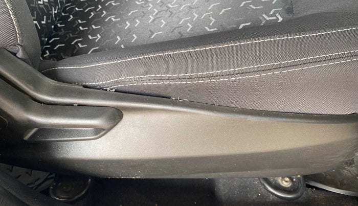 2021 Tata Tiago XTA PETROL, Petrol, Automatic, 16,936 km, Driver Side Adjustment Panel