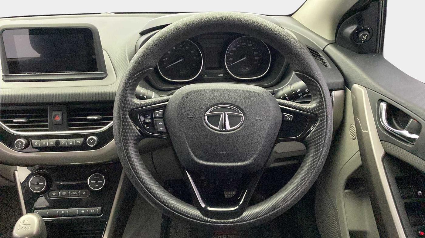 2018 Tata NEXON XZ PLUS PETROL, CNG, Manual, 46,234 km, Steering Wheel Close Up